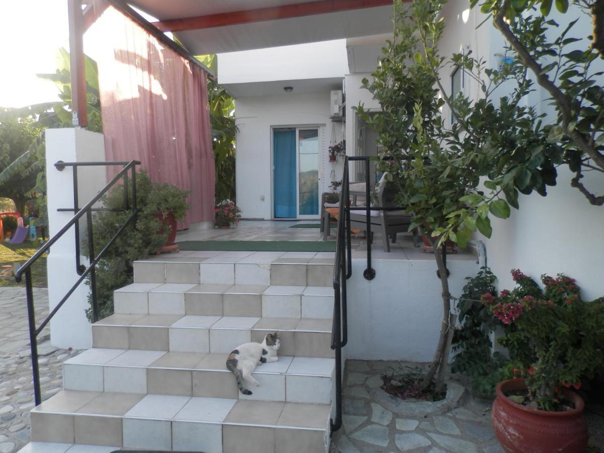 Silvi Mari Apartments Platanes  Exterior photo
