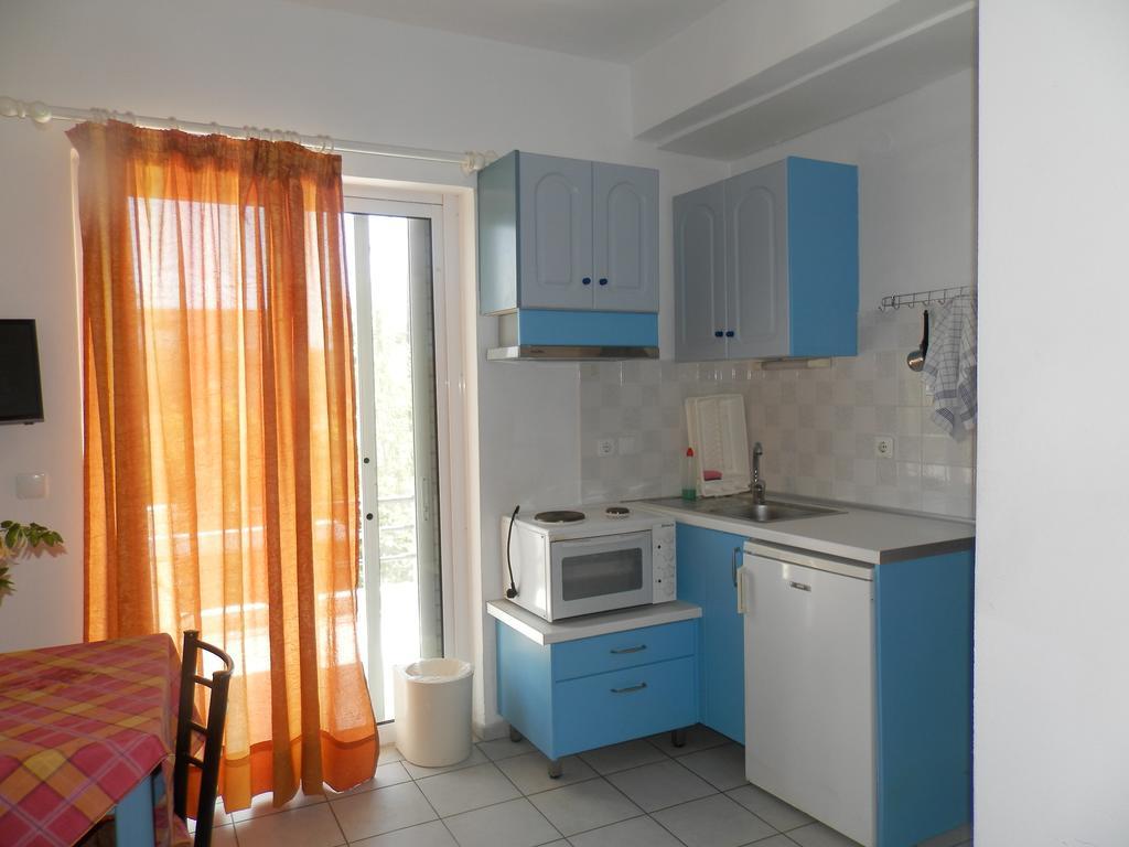 Silvi Mari Apartments Platanes  Exterior photo